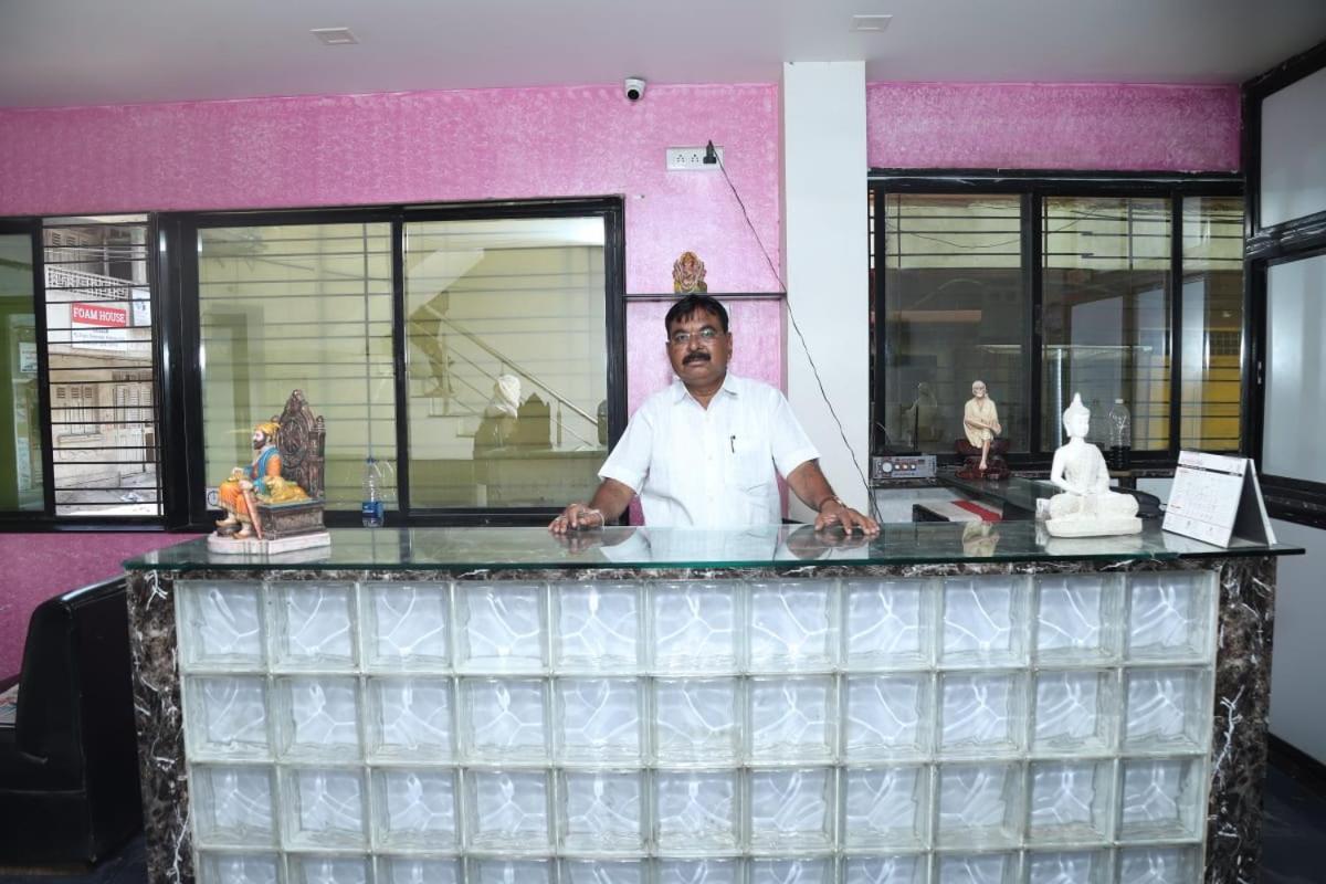 Hotel Kewal Inn Jalgaon Exterior photo